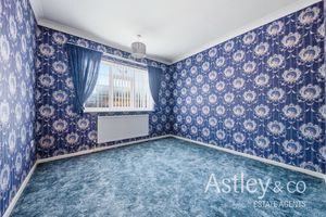 bed3- click for photo gallery